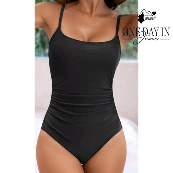 Eomenie Ribbed One Piece Swimsuit Size L - Picture 1 of 6